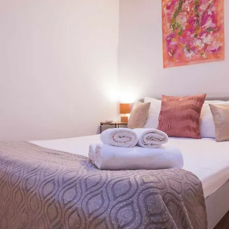 The Magic Place Duplex Junto A La Catedral By Ap Appartamento *